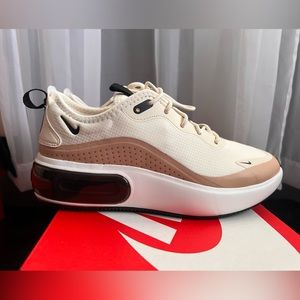 Air max Dia “pale Ivory”